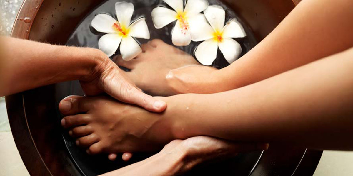 ۶ نقطه‌ی حساس پا که ماساژ آنها در سلامتی تاثیر مثبت دارد!